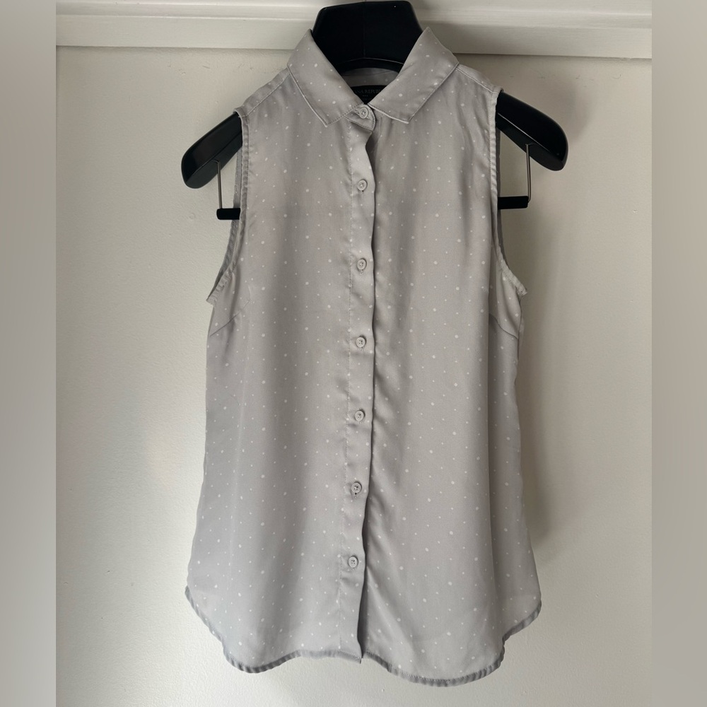 Banana Republic | Silky Sleeveless Button Up Top | Size: SP